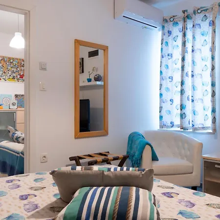 Greta - 50 M From The Sea Apartman *